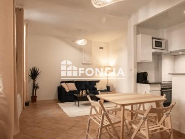 À vendre – T2 de 35 m² avec cour privative – 13006 Marseille QUARTIER LODI