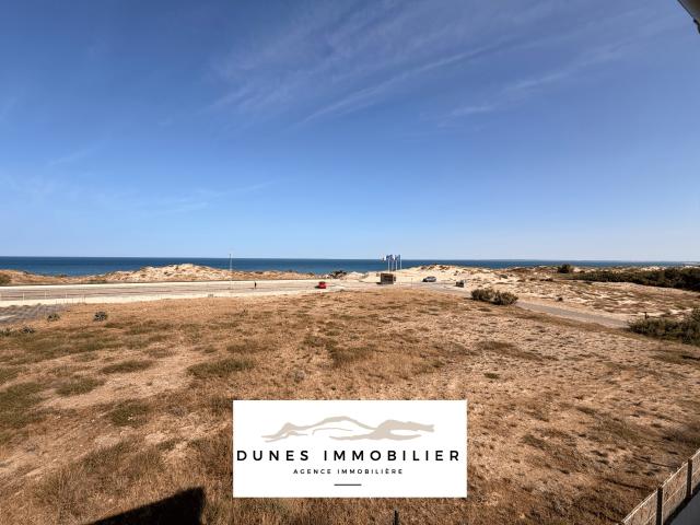 À VENDRE T2 en 1ère ligne avec vue panoramique sur l'Océan • Soulac sur Mer