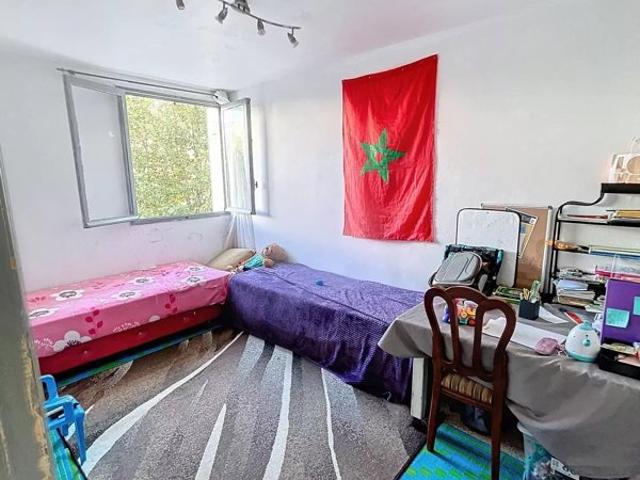 A VENDRE T4 LUMINEUX 62 m2 AVEC CAVE QUARTIER BON SECOURS 14