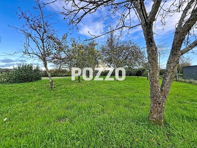 A VENDRE. TERRAIN A BATIR. 431m2. SAINT AMAND VILLAGES