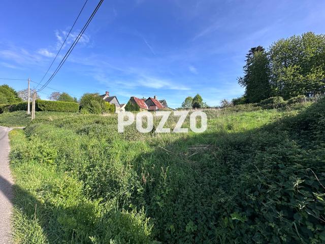 A VENDRE Terrain à bâtir bourg d'Argouges 1058 m2