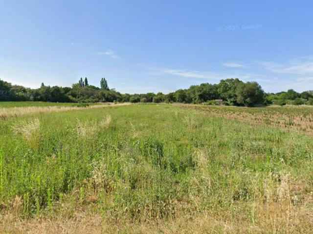 À vendre: Terrain à bâtir viabilisé à Chamaret – À proximité de Grignan