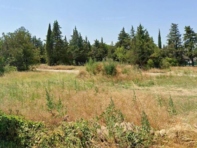 À vendre: Terrain à bâtir viabilisé de 505 m² à Grillon – Au cœur de l'Enclave des Papes