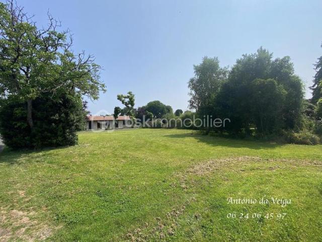 À vendre, terrain constructible de 700 m² à Gabarret