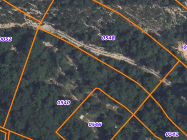 A VENDRE TERRAIN DE 8000 m2 A VILLARS SUR VAR