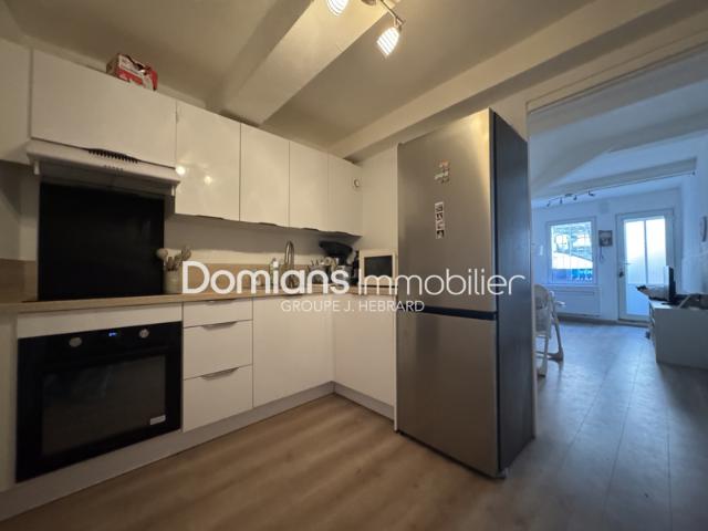 A VENDRE THUIR MAISON DE VILLAGE RENOVEE
