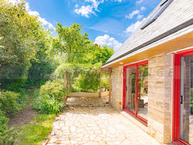 A VENDRE TREFLAOUENAN MAISON DE 140 M2 7 PIECES 302