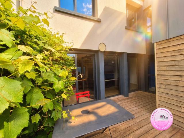 A VENDRE TRIPLEX / MAISON DE 125M2 AVEC GARAGE RENNES JEANNE D'ARC