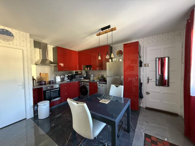 À vendre Vente en viager d'un appartement de type F2 avec