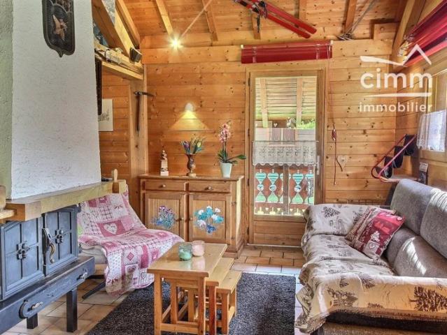 A VENDRE VERCHAIX 74440 CHALET 4 PIECES