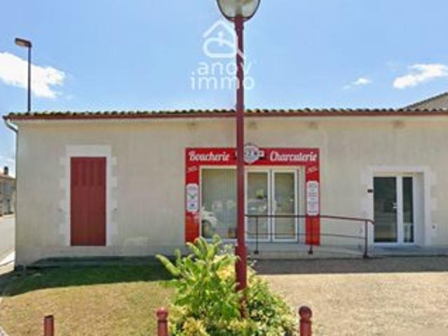 A Vendre Verdille Centre Local Commercial et Ses Dependanc. 300m² Verdille