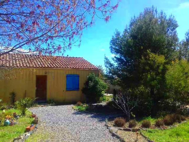 A vendre Villa 3 pièces sur 800m2 de terrain à Saint Felix d. 64m² Saint Félix de Lodez