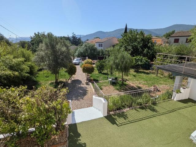 À Vendre Villa T5 103M² Avec Terrasses Sur 1037M² À Gonfaron 104m² Gonfaron