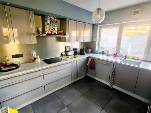 à vendre Villa Blaugies rue planche cabeille