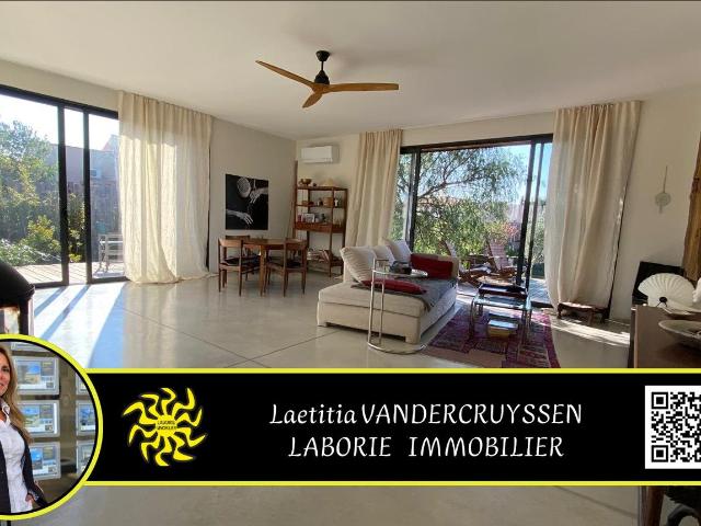 A vendre villa contemporaine avec terrasse et terrain piscin. 90m² Paraza