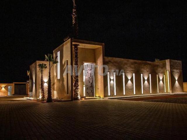 À VENDRE – Villa d’exception avec piscine chauffée