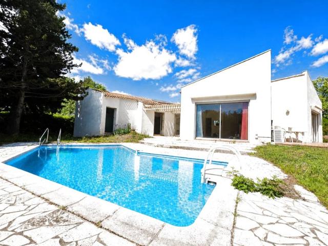 A vendre Villa d'architecte 5 chambres piscine