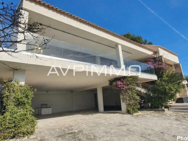 A vendre, villa d'Architecte avec Vue Mer et piscine à La Ci