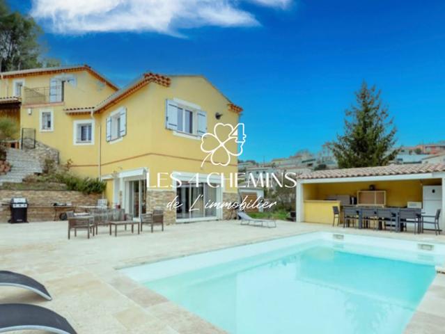 A VENDRE Villa de 180m2 sur 1883m2 de terrain