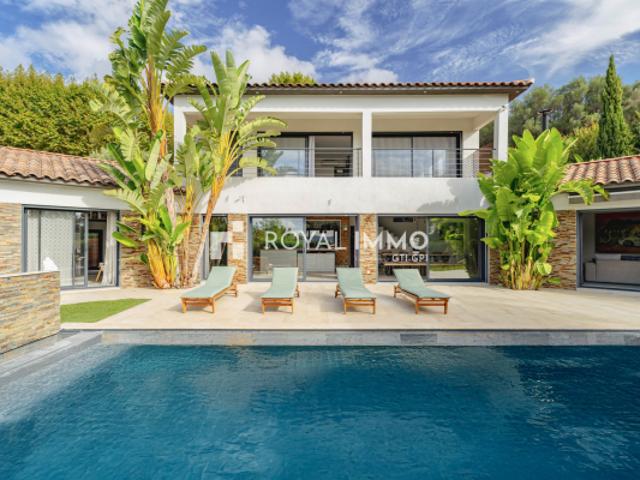 À Vendre Villa d'Exception à Ollioules