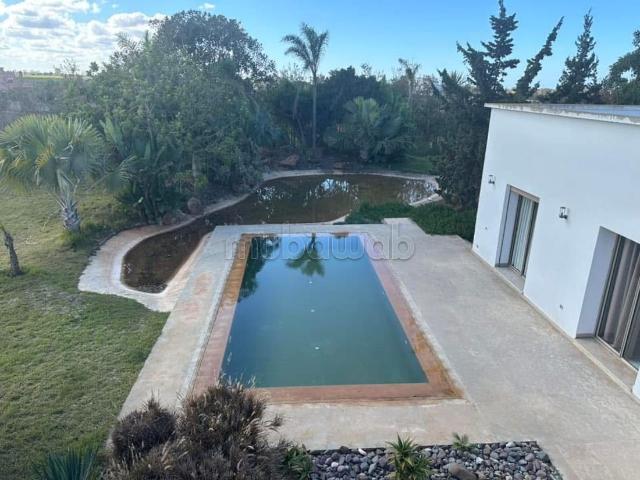 À Vendre: Villa Familiale Type Fermette