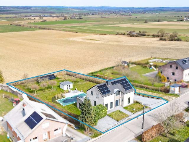 à vendre Villa Martouzin Neuville