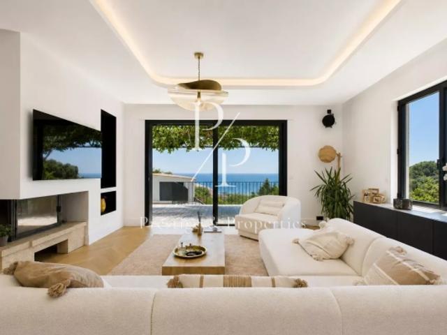 A vendre Villa Néo Provençale Vue mer Super Cannes