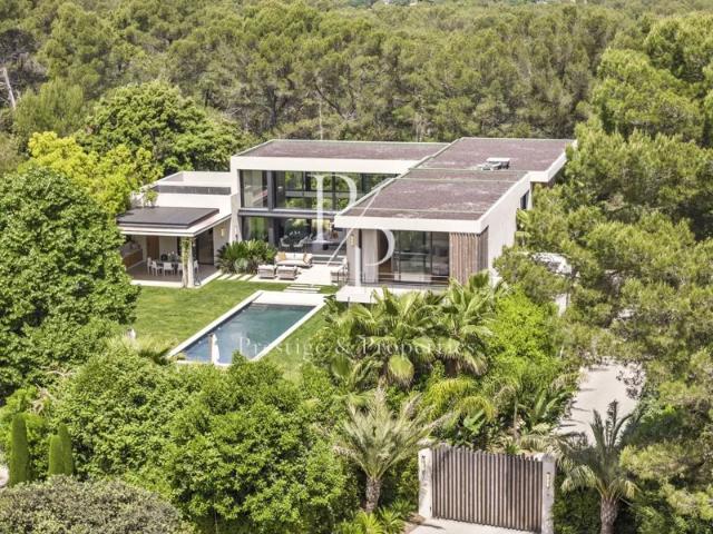 A vendre Villa Neuve d'Exception avec Piscine Les Parcs de Mougins