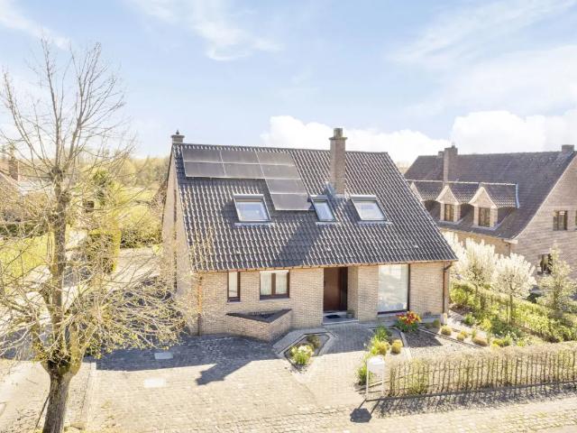 à vendre Villa Sint Pieters Leeuw Brusselbaan