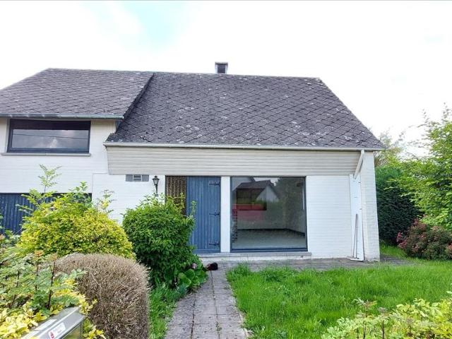 à vendre Villa Philippeville Avenue P. G. Seron