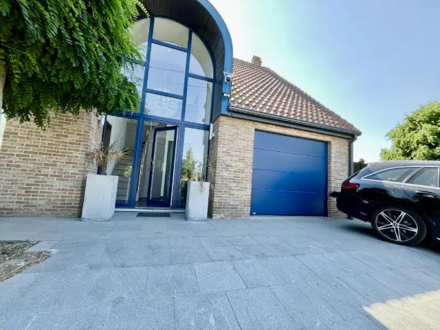 à vendre Villa Saint Sauveur Rue de la Durenne