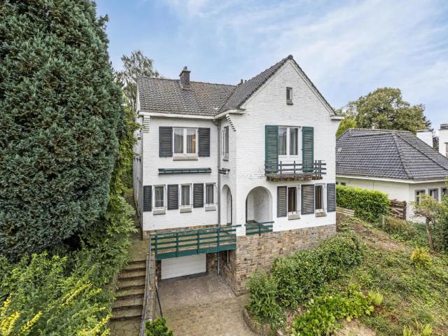 à vendre Villa Sint Pieters Leeuw Europalaan