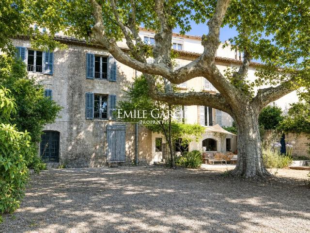 À Vendre Villeneuve Lès Avignon Demeure D'exception 500. 490m² Villeneuve lès Avignon