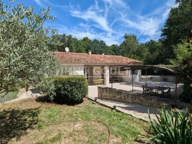 À vendre à Ménerbes