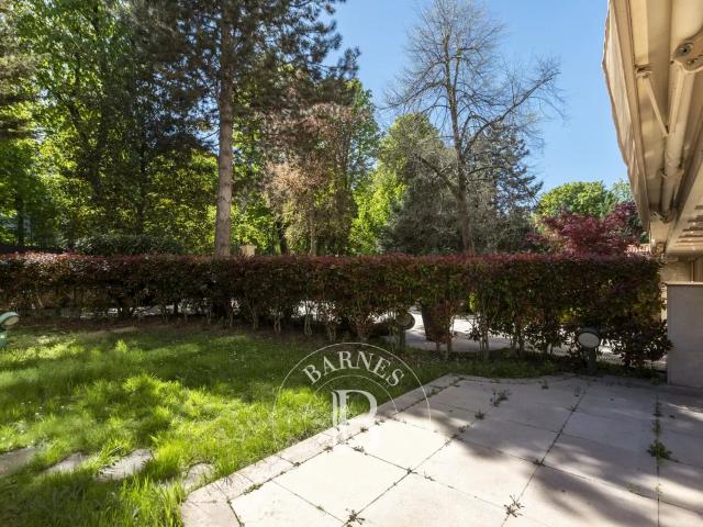 A vendre à Neuilly sur Seine Argenson Appartement en duplex Jardin 3 suites