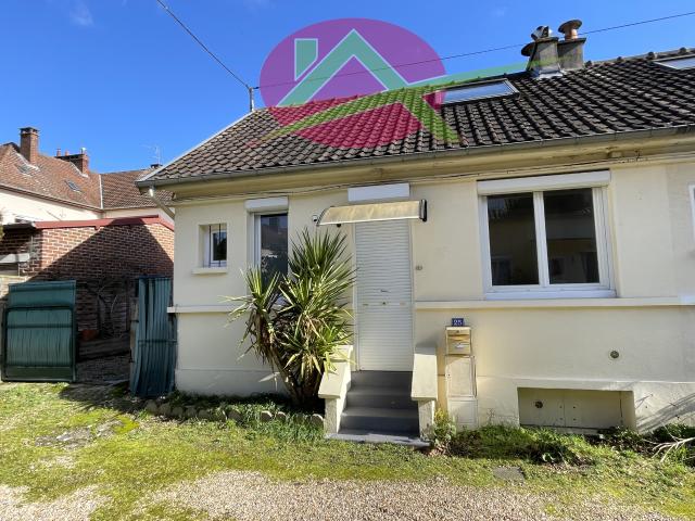 À vendre à Oissel Charmante maison 3 pièces, prête à vivre !