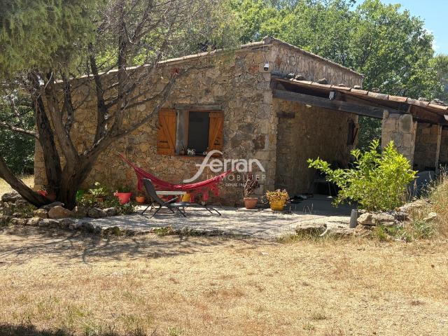 A vendre à Châteaudouble Bastidon calme absolu terrain d. 36m² Châteaudouble