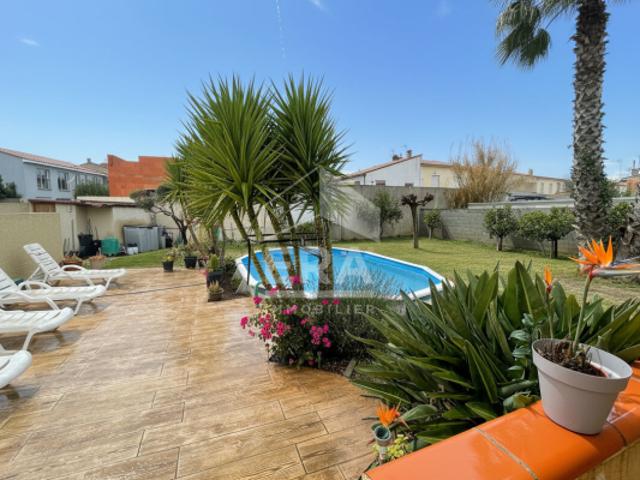 À VENDRE À CLAIRA: maison individuelle 6 pièces avec piscine et garage