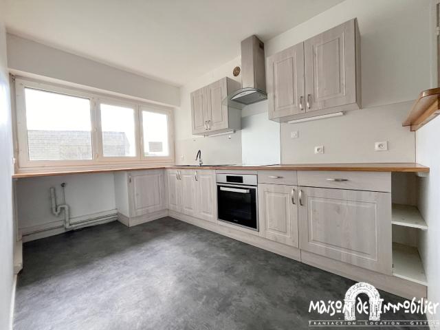 A vendre à COGNAC Appartement 5 pièces 86m2 2 emplacements de parking