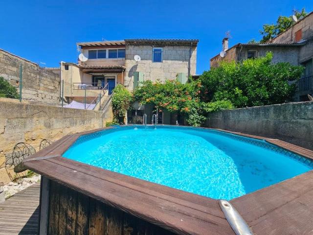 À Vendre à Comps Maison de village de 180 m² avec extérieu. 180m² Comps