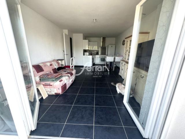 A vendre à Draguignan, T2 + place de parking privative vendu l