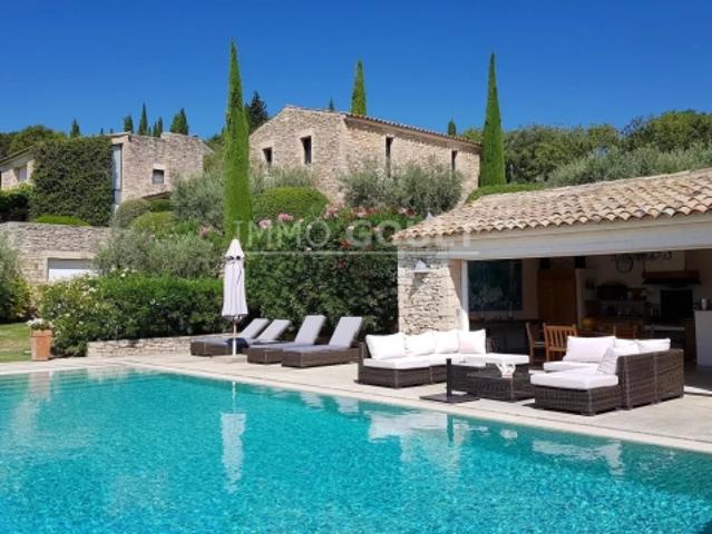 À vendre à Gordes