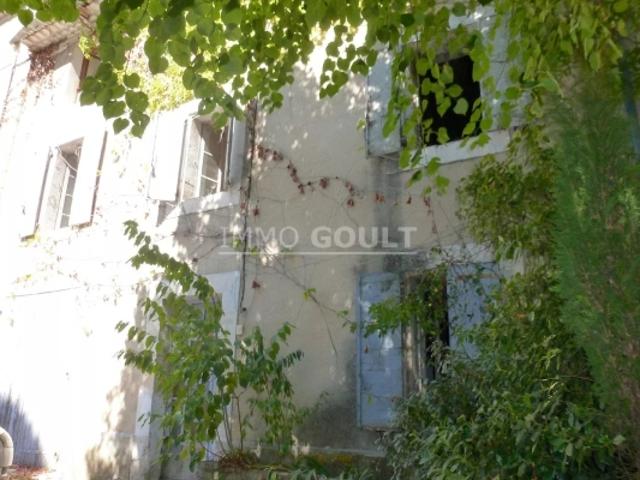 À vendre à Goult
