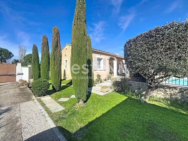 À vendre à Graveson ? Charmante maison plain pied avec studi. 100m² Graveson