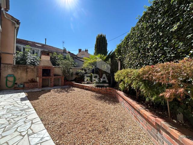 A vendre à Périgueux 24000 charmante Maison de ville de ty. 114m² Périgueux