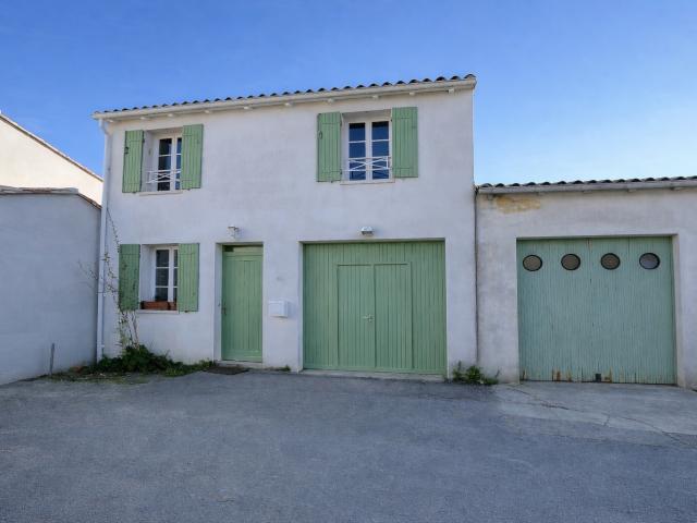 A vendre à Rivedoux Plage, sur l'île de Ré