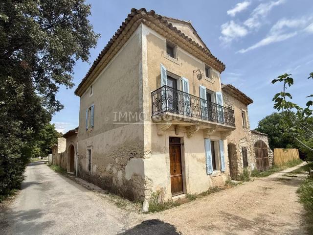 À vendre à Saint saturnin les Apt 100m² Saint Saturnin lès Apt