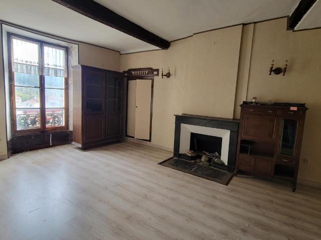 A vendre à Serres, Maison de village à rénover