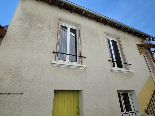 A vendre à Vichy Maison 3 pièces avec sous sol