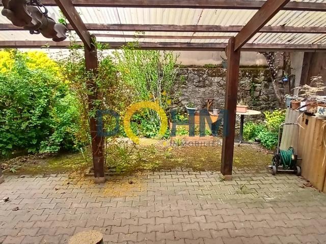 A VENDRE AMBERT PROCHE CENTRE GRANDE MAISON FAMILIALE AVEC C